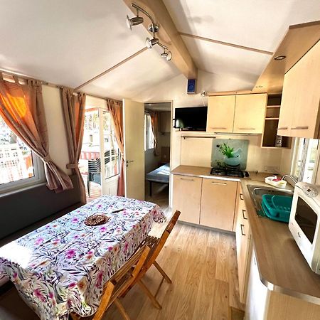 Buona Mobile Homes On Camping Mare E Pineta ليدو دي سبينا المظهر الخارجي الصورة