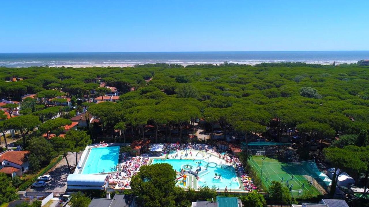 Buona Mobile Homes On Camping Mare E Pineta ليدو دي سبينا المظهر الخارجي الصورة
