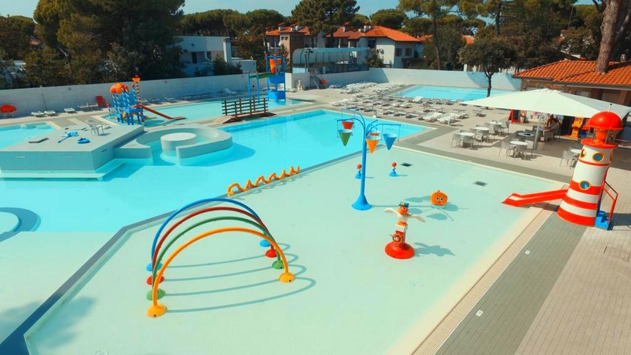 Buona Mobile Homes On Camping Mare E Pineta ليدو دي سبينا المظهر الخارجي الصورة