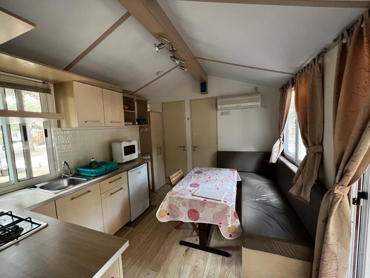 Buona Mobile Homes On Camping Mare E Pineta ليدو دي سبينا المظهر الخارجي الصورة