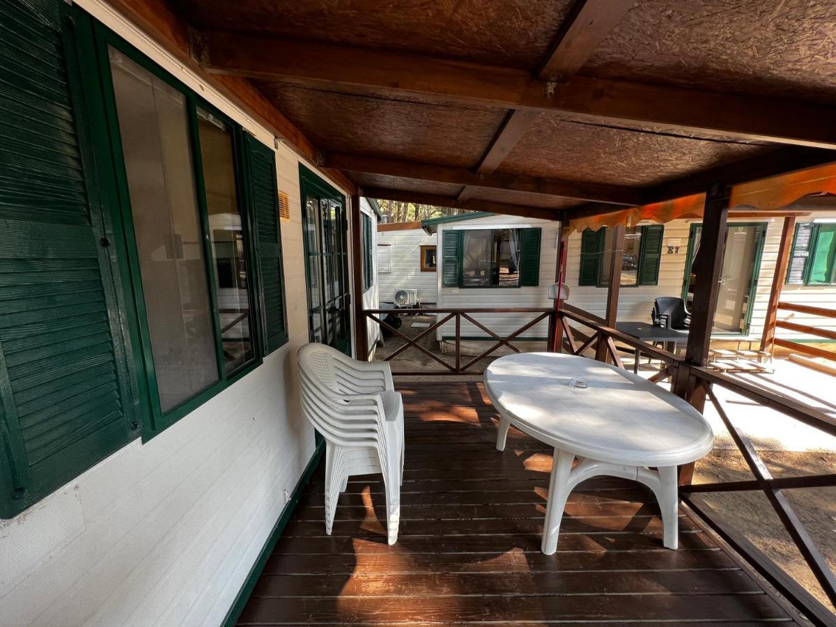 Buona Mobile Homes On Camping Mare E Pineta ليدو دي سبينا المظهر الخارجي الصورة