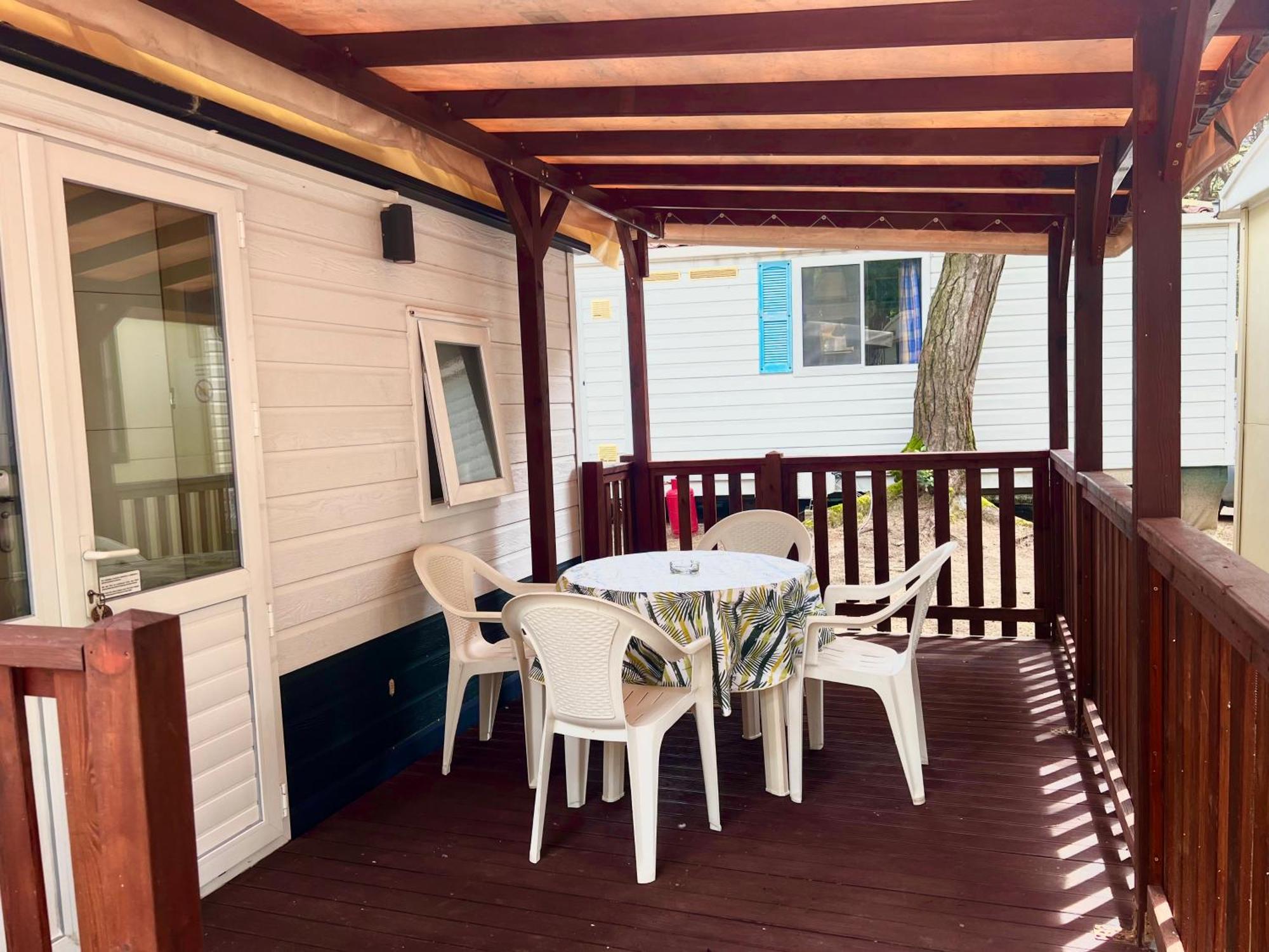 Buona Mobile Homes On Camping Mare E Pineta ليدو دي سبينا المظهر الخارجي الصورة